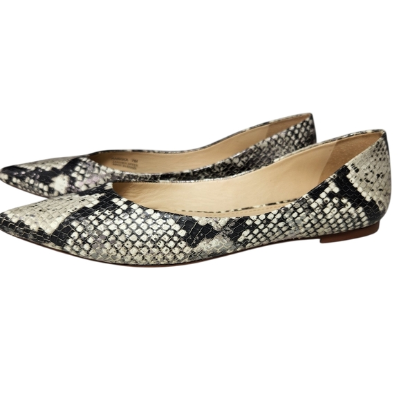 Botkier Annika Grey/Silver Snake Embossed Pointed Ballet Flats Size 7 - Picture 2 of 12